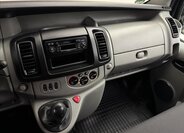 Opel Vivaro 10