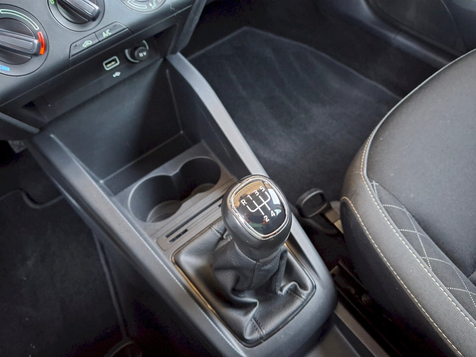 Škoda Fabia Kombi 999,0 70 kw