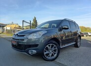 Citroën C-Crosser 1