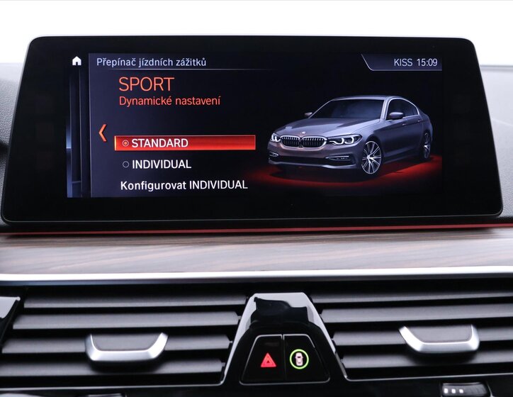 BMW Řada 5 Sedan / Limuzína 2,0 l 140 kw