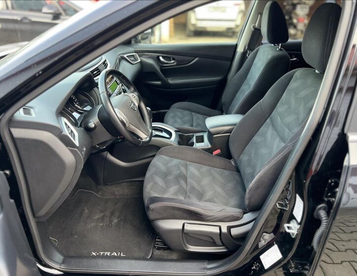 Nissan X-Trail SUV / Terénní 1,6 l 96 kw