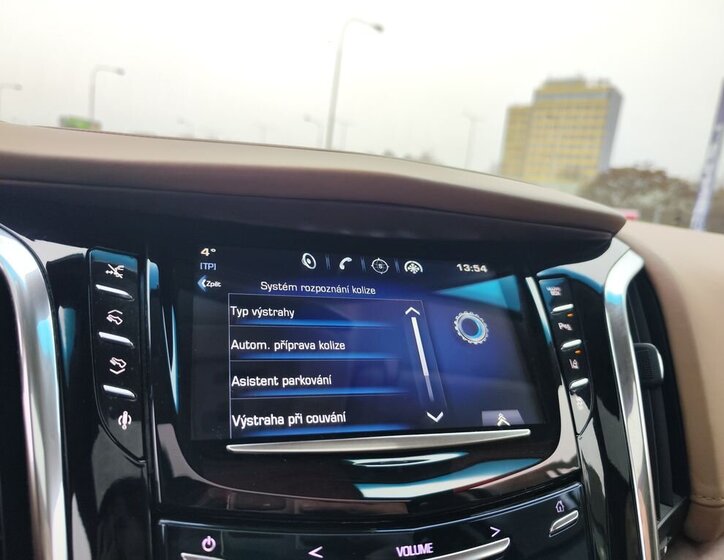 Cadillac Escalade 24