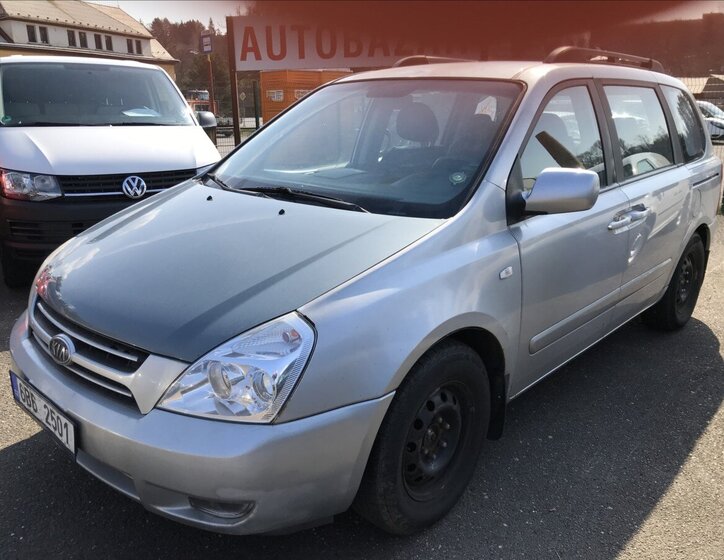 KIA Carnival Kombi 2,9 l 136 kw