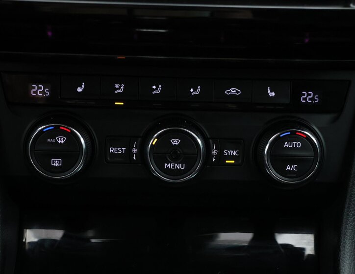 Škoda Superb Liftback 2,0 l 110 kw