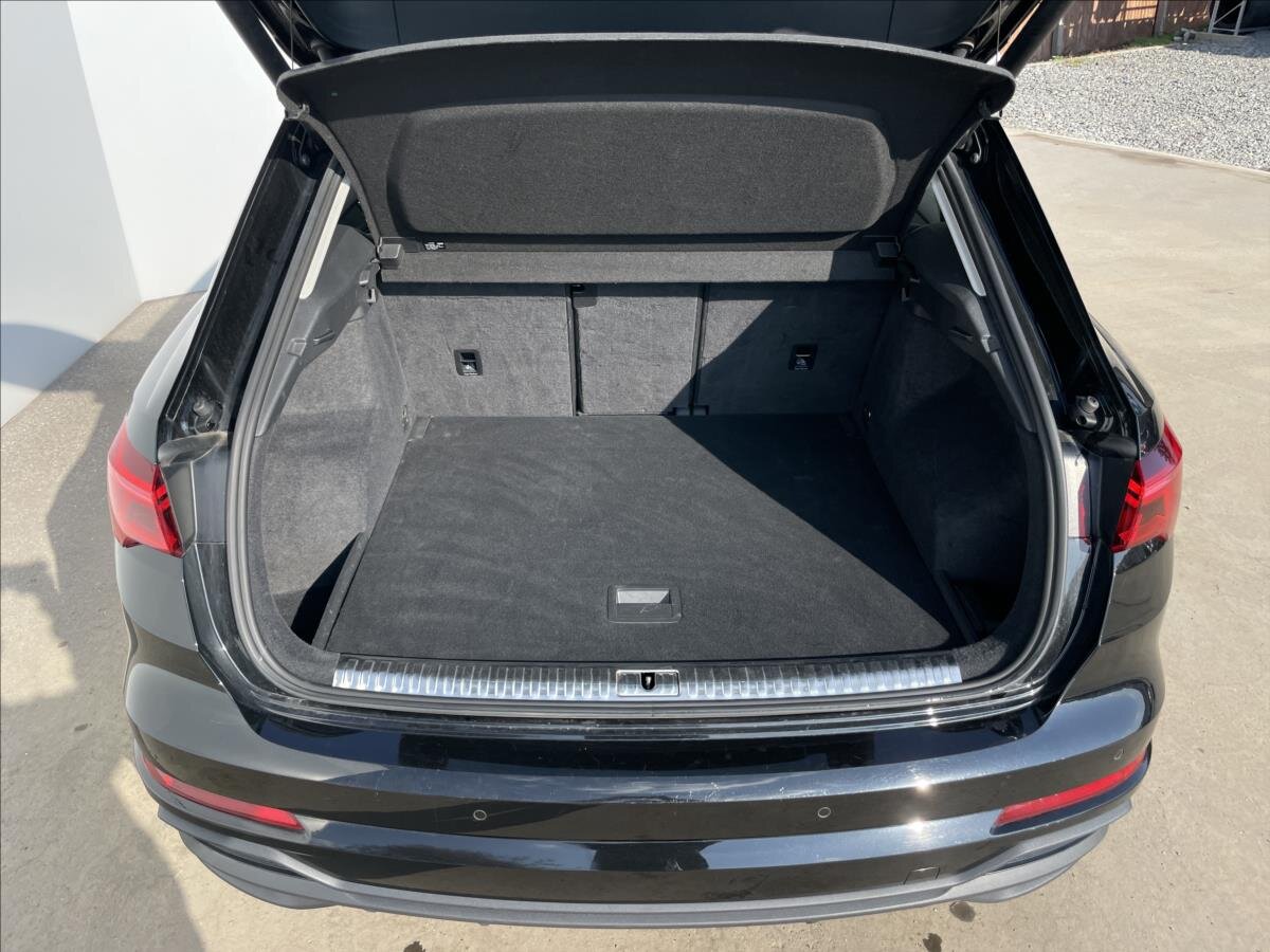 Audi Q3 SUV / Terénní 1,5 l 110 kw