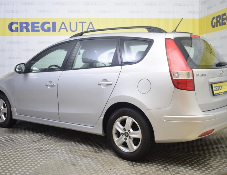 Hyundai i30 Kombi 1,6 l 92 kw