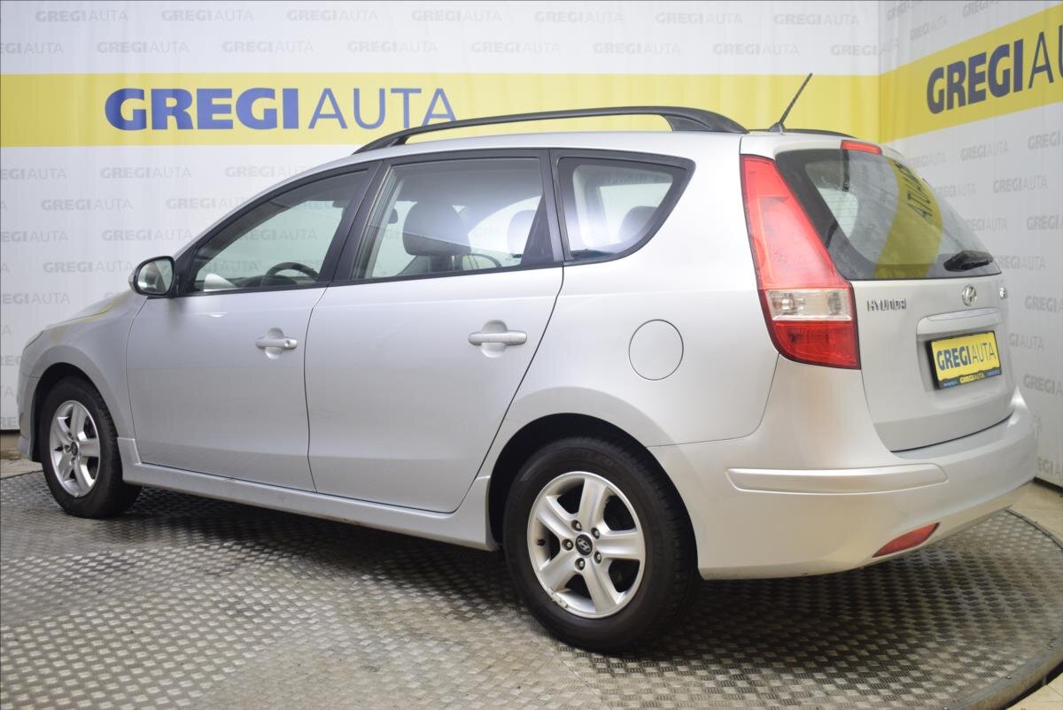 Hyundai i30 Kombi 1,6 l 92 kw