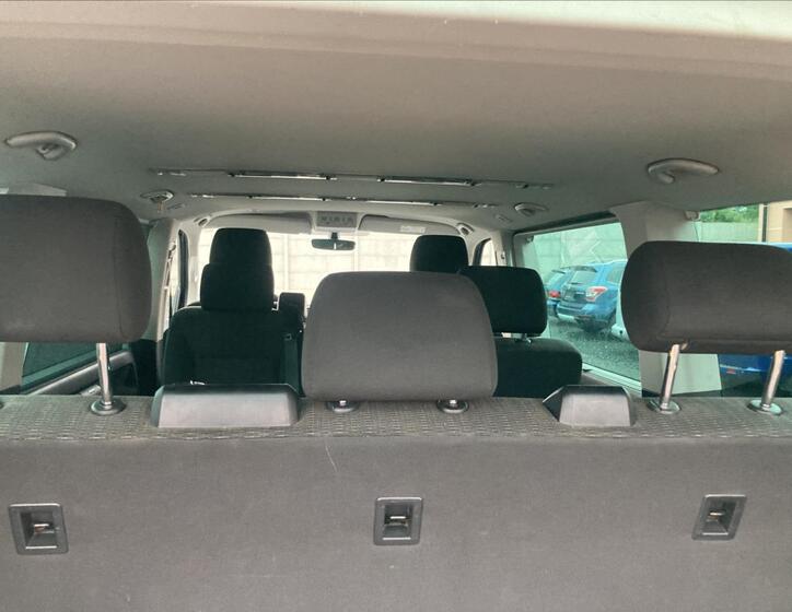 Volkswagen Multivan 26