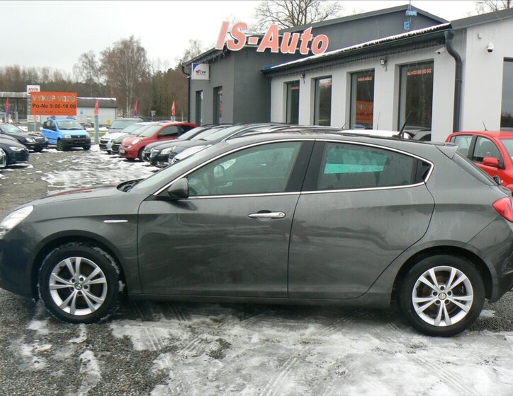 Alfa Romeo Giulietta 7