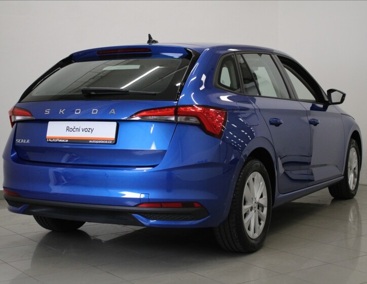 Škoda Scala 3