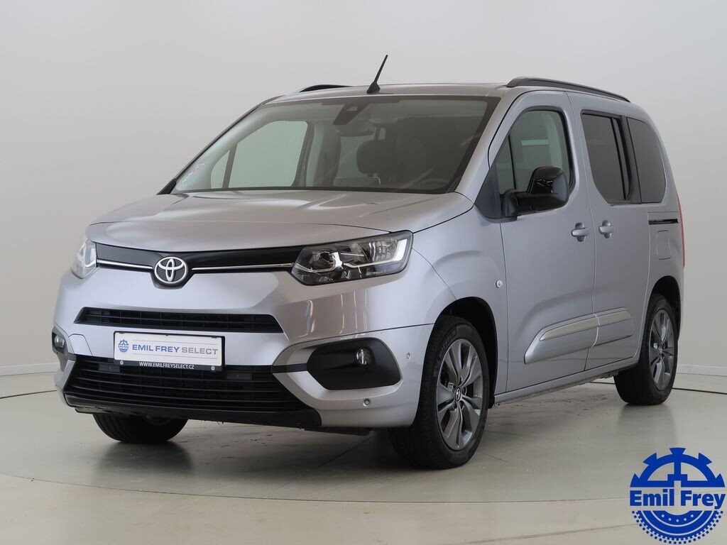 Toyota ProAce Kombi 1,5 l 96 kw