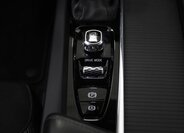 Volvo XC60 SUV / Terénní 2,0 l 184 kw