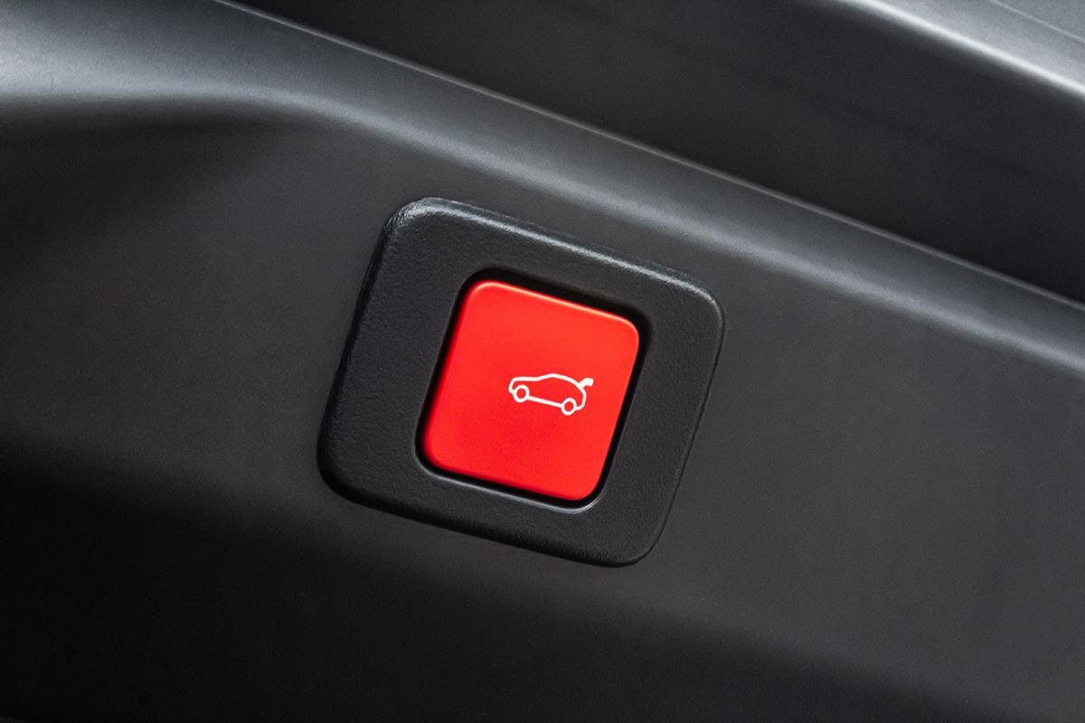 Peugeot 3008 SUV / Terénní 1,2 l 107 kw