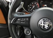 Alfa Romeo Giulia 11