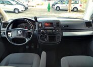Volkswagen Multivan 11