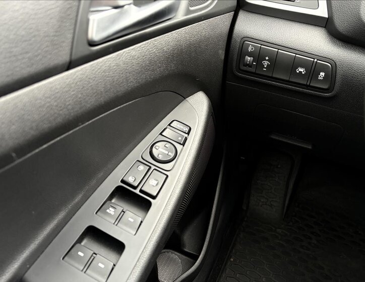 Hyundai Tucson SUV / Terénní 1,7 l 104 kw