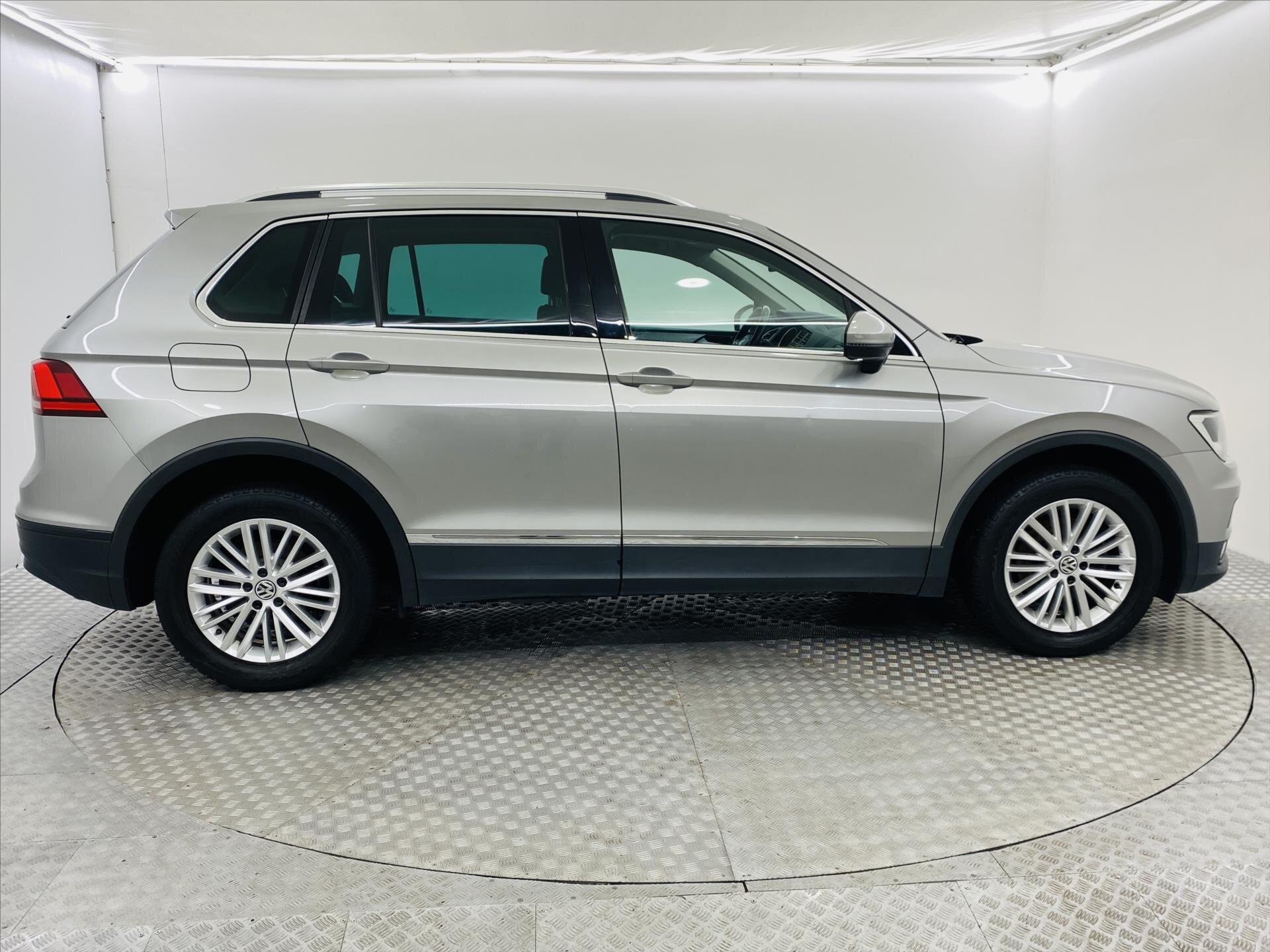 Volkswagen Tiguan Kombi 2,0 l 110 kw