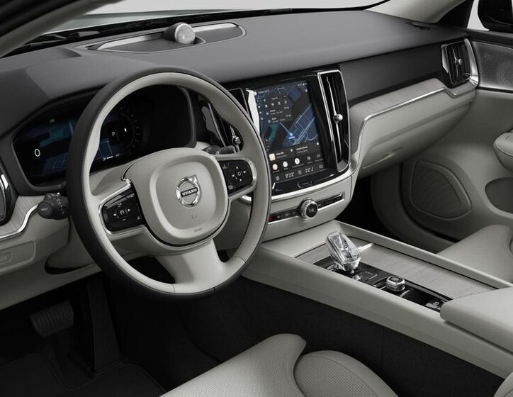 Volvo V60 Kombi 2,0 l 145 kw