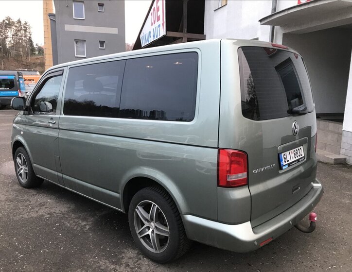 Volkswagen Caravelle 6