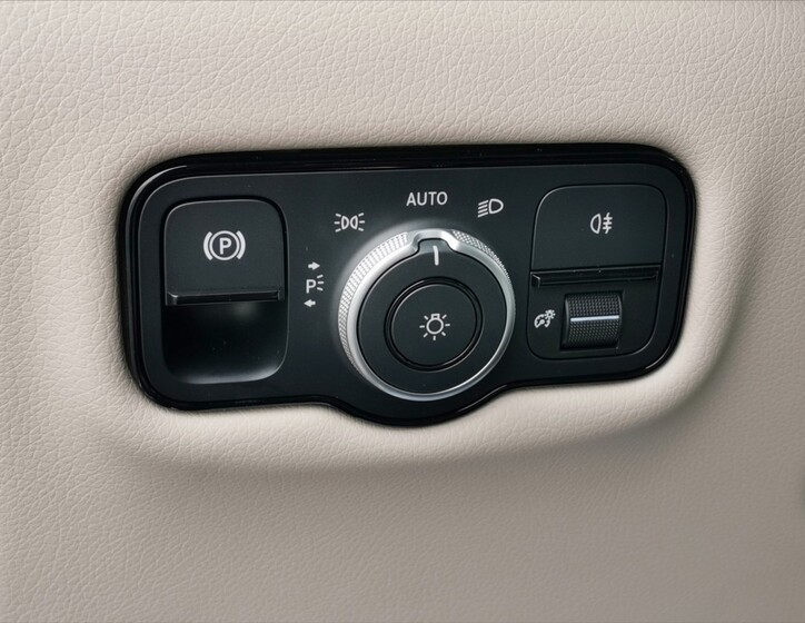 Mercedes-Benz Třídy V 24