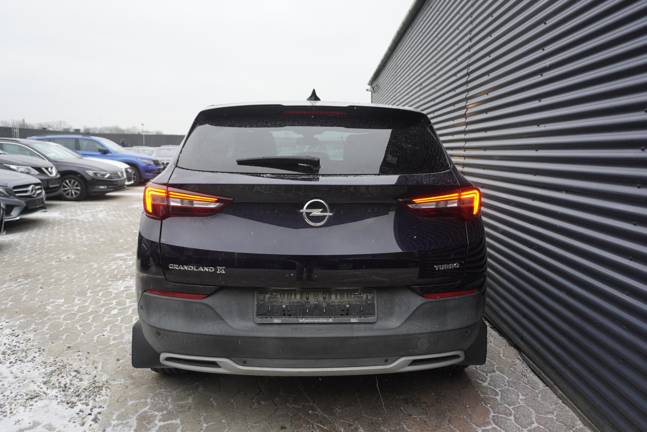 Opel Grandland X SUV 1,2 l 96 kw