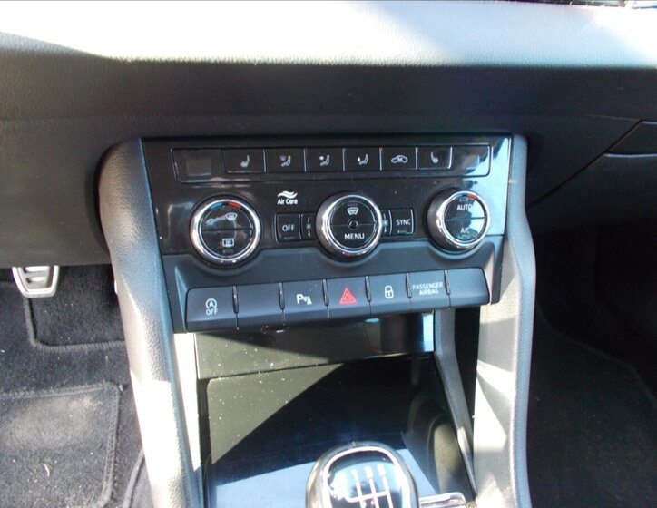 Škoda Karoq SUV 2,0 l 110 kw