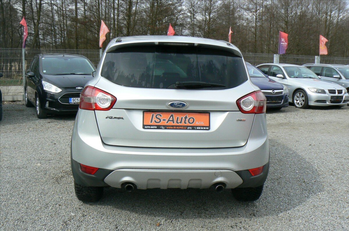 Ford Kuga SUV / Terénní 2,0 l 100 kw