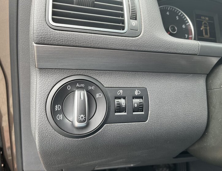 Volkswagen Touran Ostatní 1,2 l 77 kw