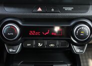 KIA Stonic Hatchback 1,2 l 61 kw