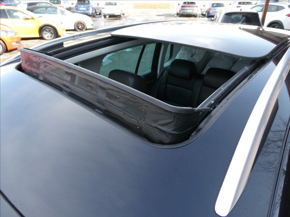 Volkswagen Tiguan SUV 2,0 l 103 kw