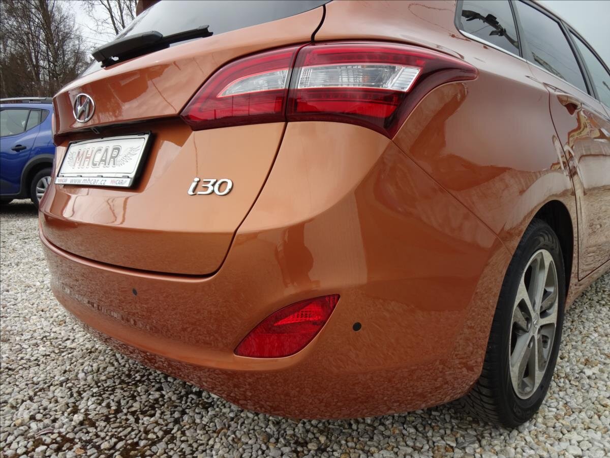 Hyundai i30 Kombi 1,6 l 99 kw
