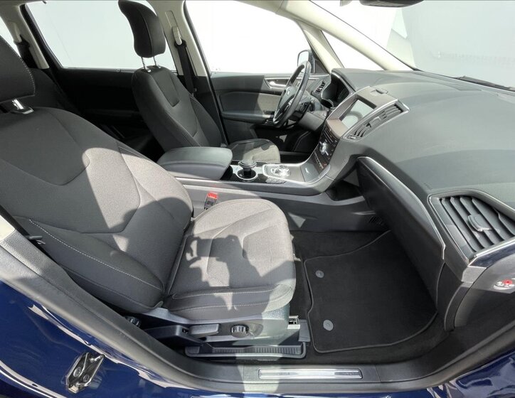 Ford S-MAX MPV 2,0 l 140 kw