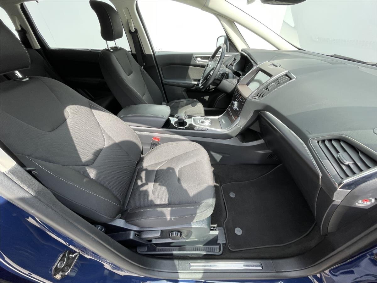 Ford S-MAX MPV 2,0 l 140 kw