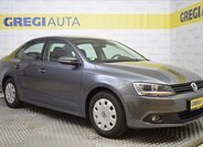 Volkswagen Jetta Sedan / Limuzína 1,2 l 77 kw