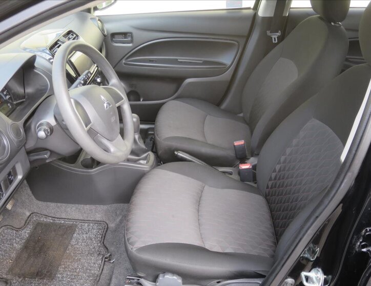 Mitsubishi Space Star Hatchback 1,2 l 52 kw