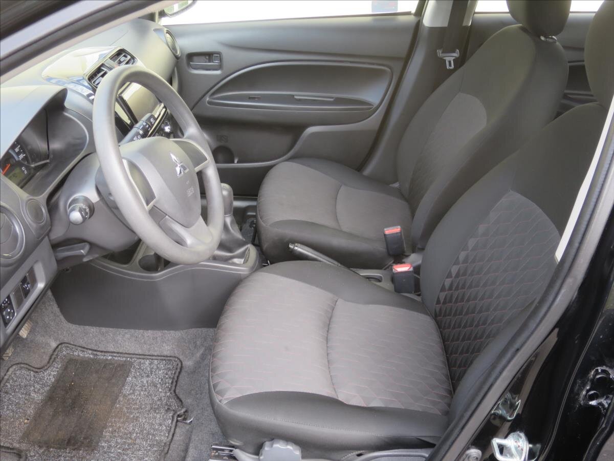 Mitsubishi Space Star Hatchback 1,2 l 52 kw