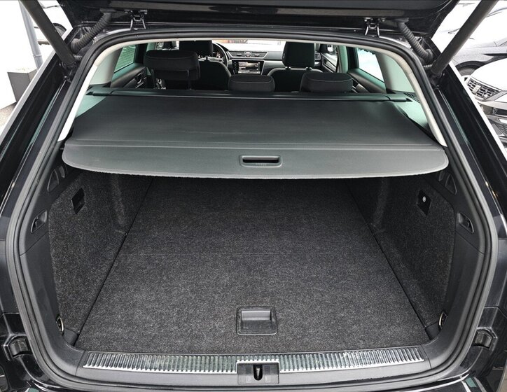 Škoda Superb Kombi 2,0 l 110 kw