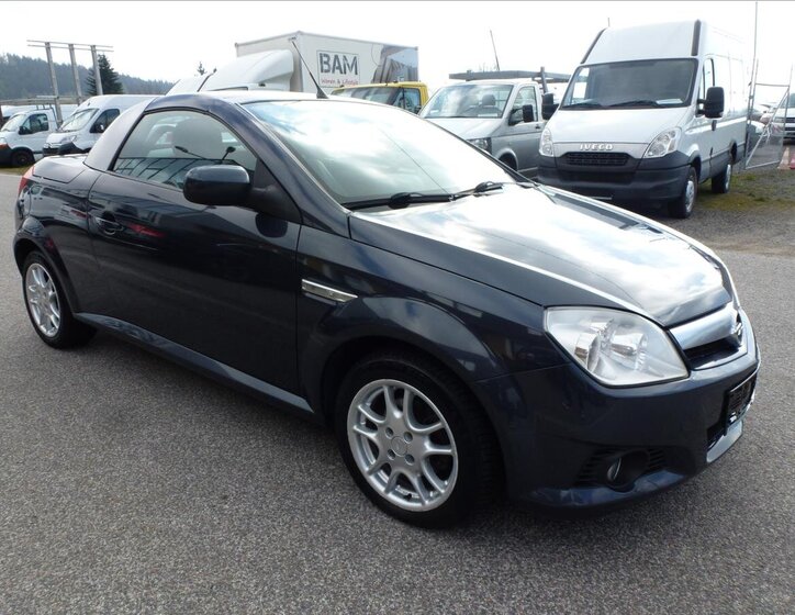 Opel Tigra Kabriolet 1,4 l 66 kw