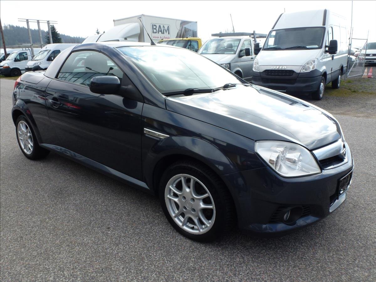 Opel Tigra Kabriolet 1,4 l 66 kw