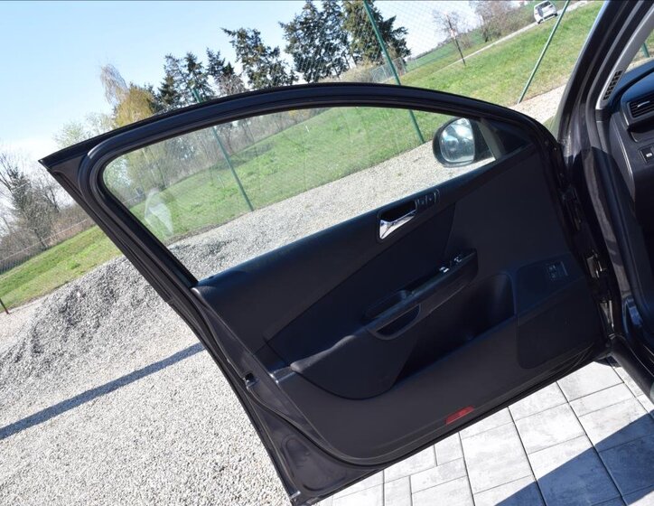 Volkswagen Passat Kombi 1,9 l 77 kw