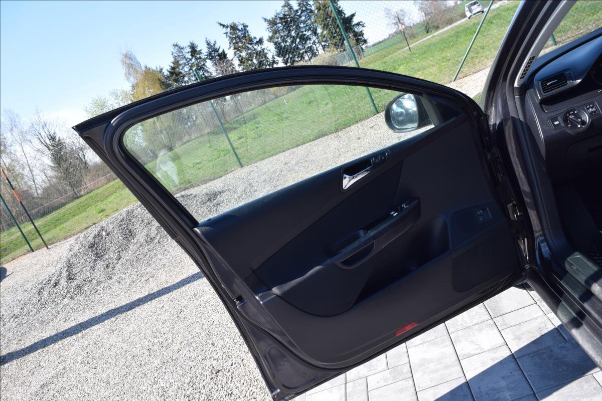 Volkswagen Passat Kombi 1,9 l 77 kw