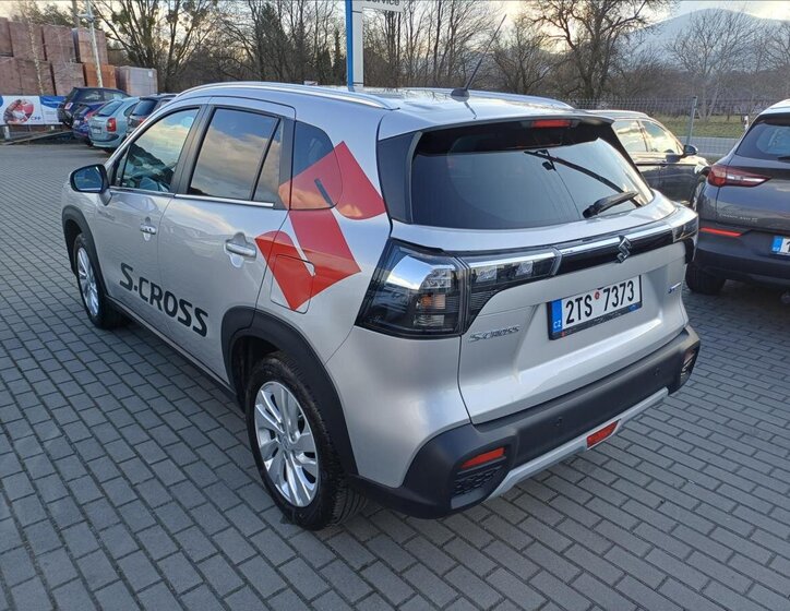 Suzuki S-Cross SUV / Terénní 1,4 l 81 kw