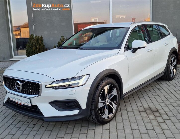 Volvo V60 Kombi 2,0 l 140 kw