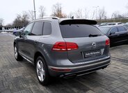 Volkswagen Touareg 4