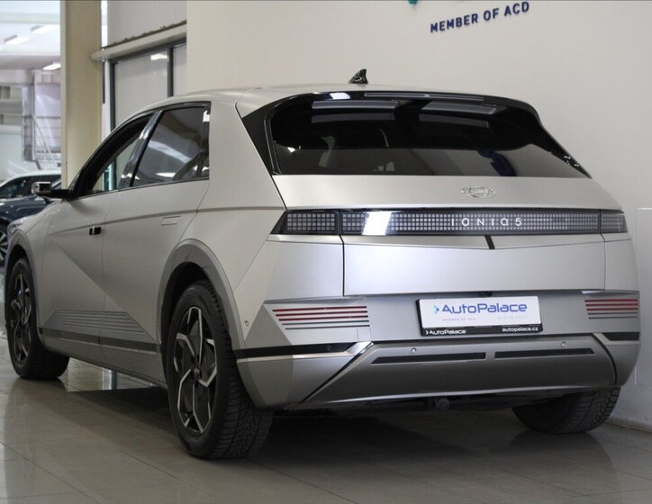 Hyundai Ioniq 5 SUV / Terénní 10,0 168 kw