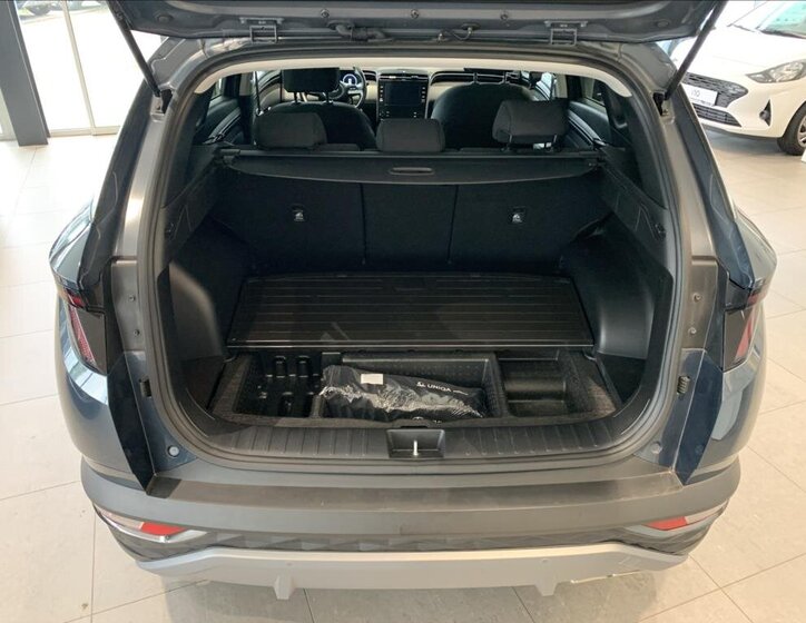 Hyundai Tucson SUV 1,6 l 110 kw