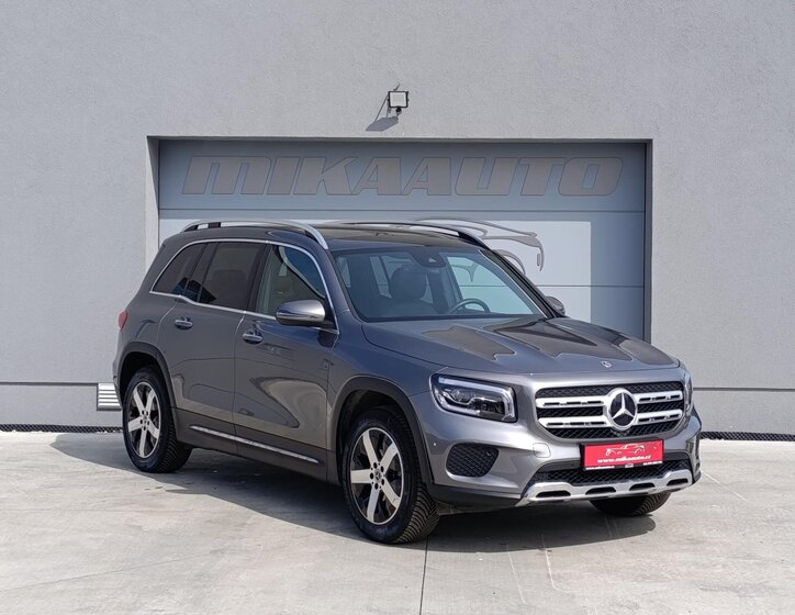 Mercedes-Benz GLB SUV / Terénní 1,3 l 120 kw