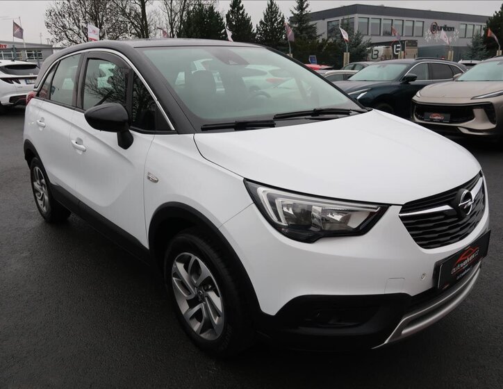 Opel Crossland X 2