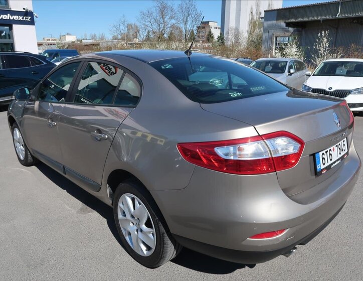 Renault Fluence Sedan / Limuzína 1,6 l 81 kw