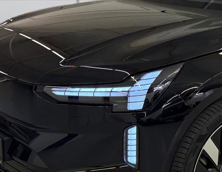 Volvo EX90 SUV / Terénní 0,0 380 kw